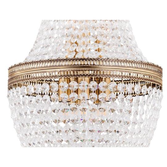 vila zamok salon osvetlenie obciansky klasicky lampa antikny rez krystalovy luster velky luxusny elegantny obyvacka.jpg